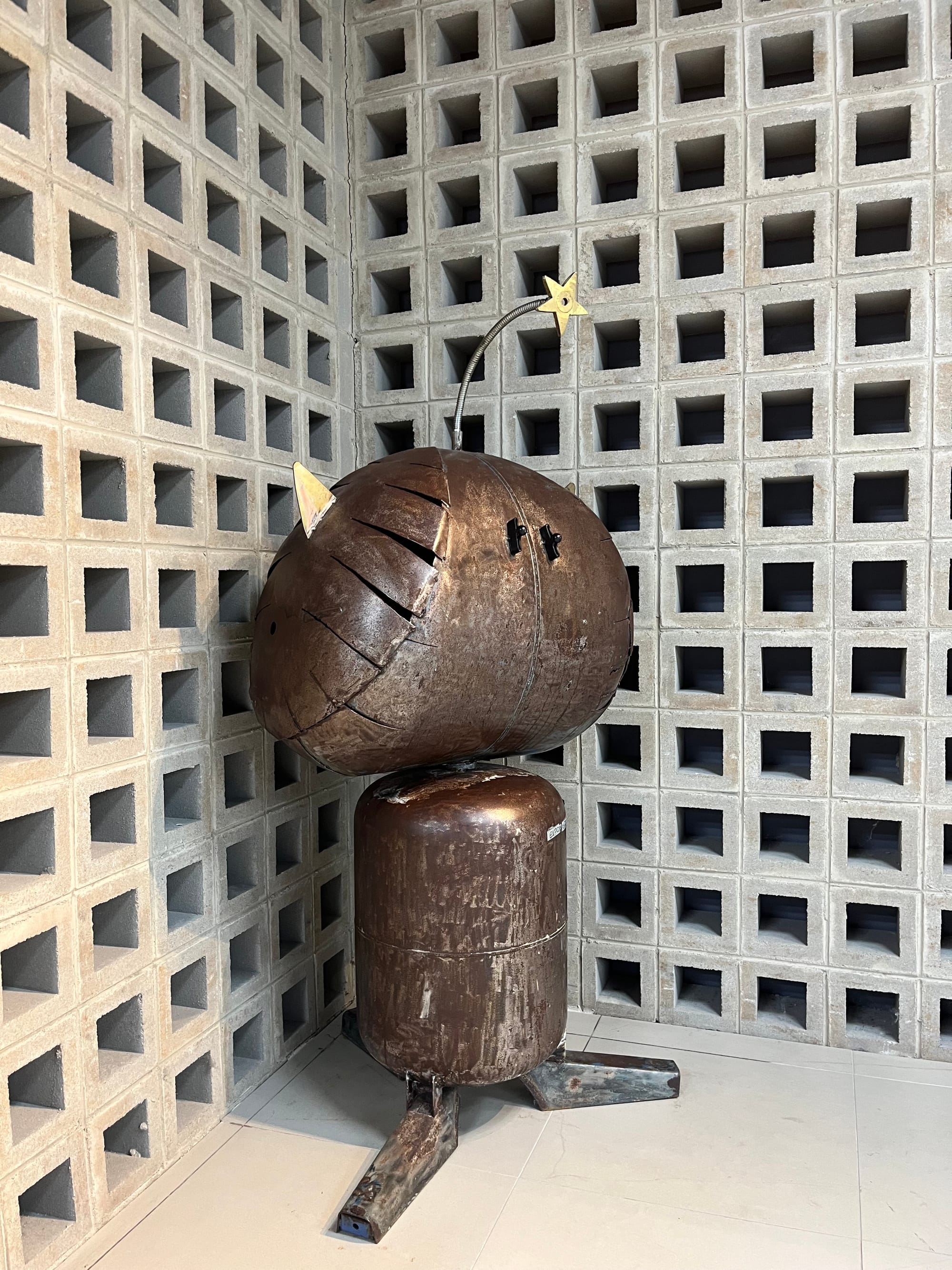 세 발로 서있던 꿈돌이